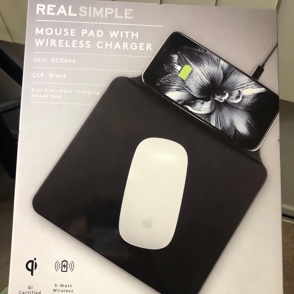 NEW Mouse Pad with Wireless Charger